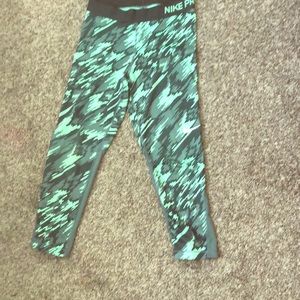 Nike pro yoga pants